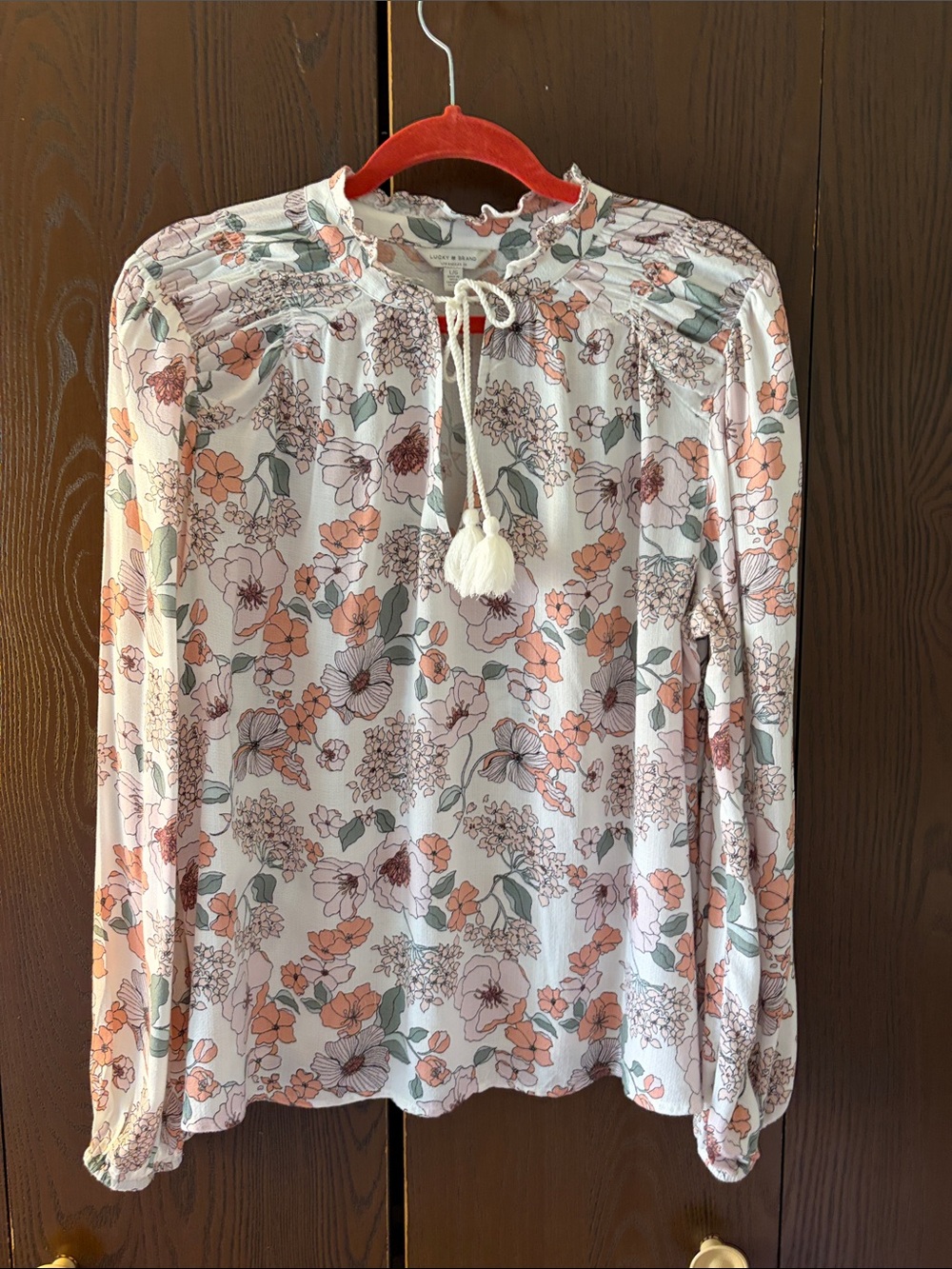 Lucky Brand Cream Floral Tie-Neck Blouse with Peach & Sage. Size Large